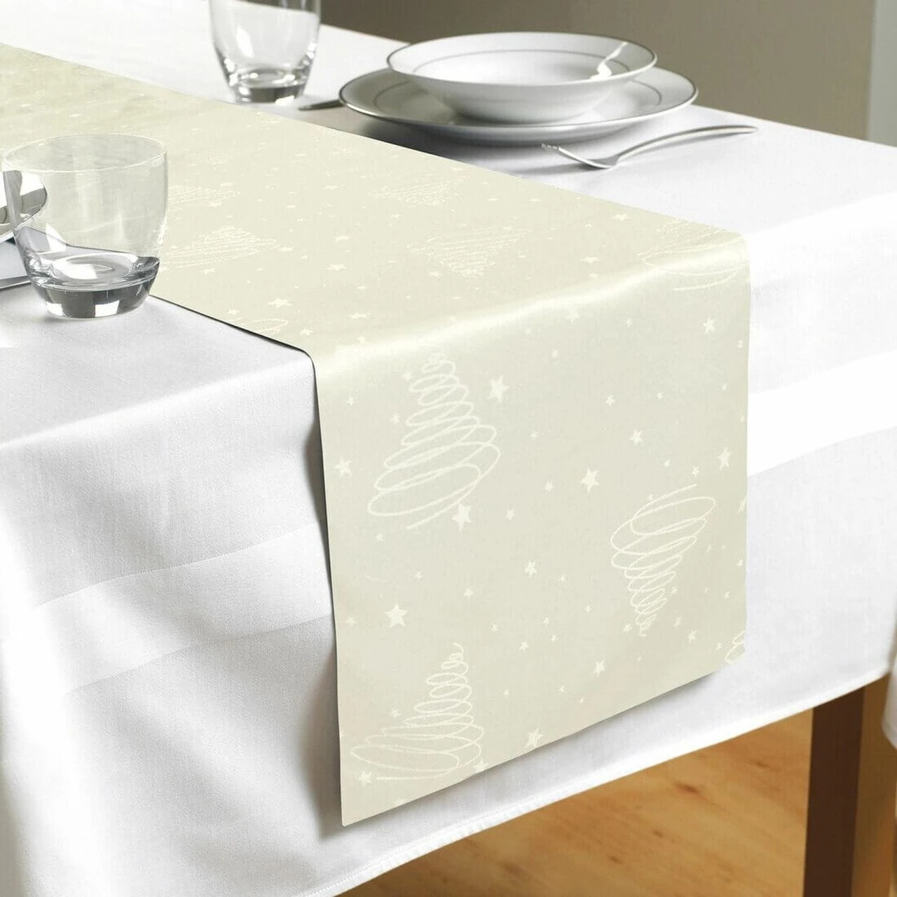 Christmas Xmas Tree Jacquard Festive Table Runner Decoration 3 Christmas Xmas Tree Jacquard Festive Table Runner Decoration