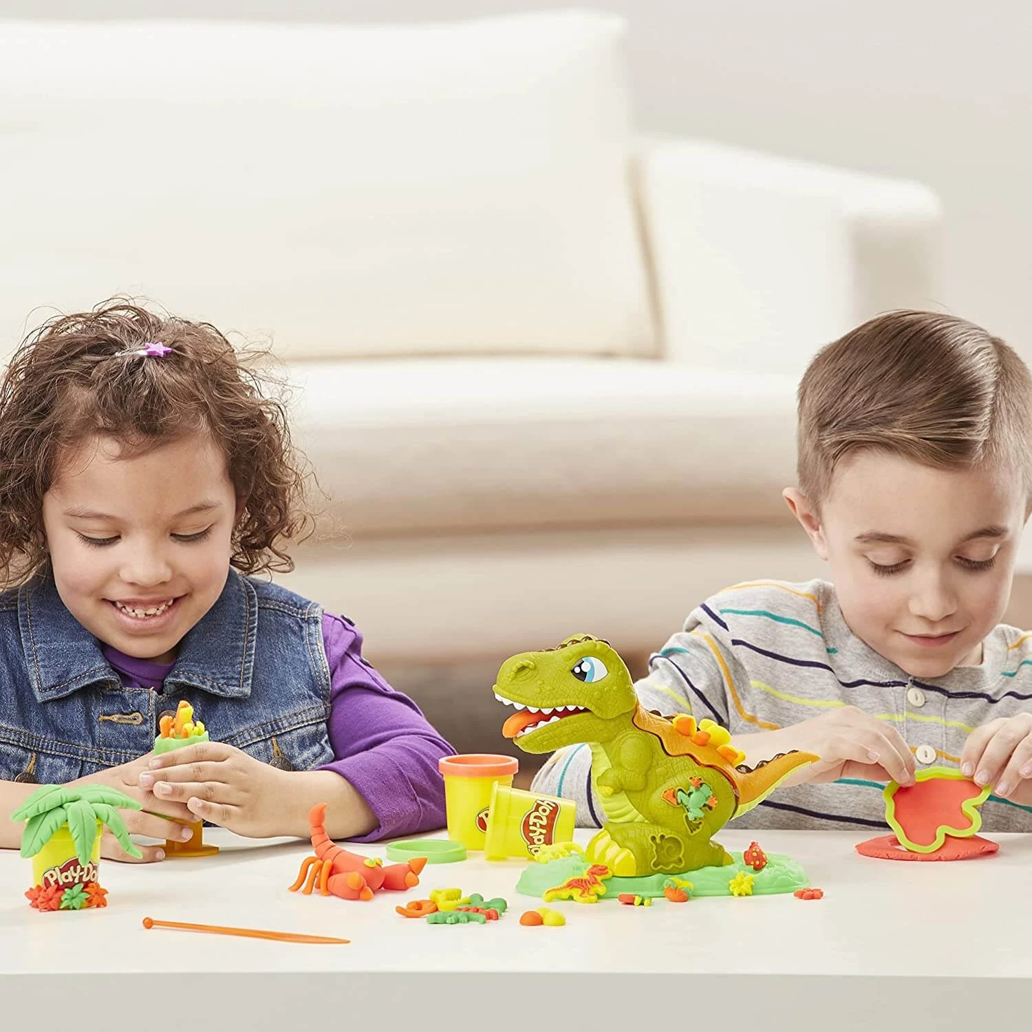 Play-Doh Rex The Chomper Set Dinosaur Interactive Figure 4 Tubs 4 Play-Doh Rex The Chomper Set Dinosaur Interactive Figure 4 Tubs - Image 2