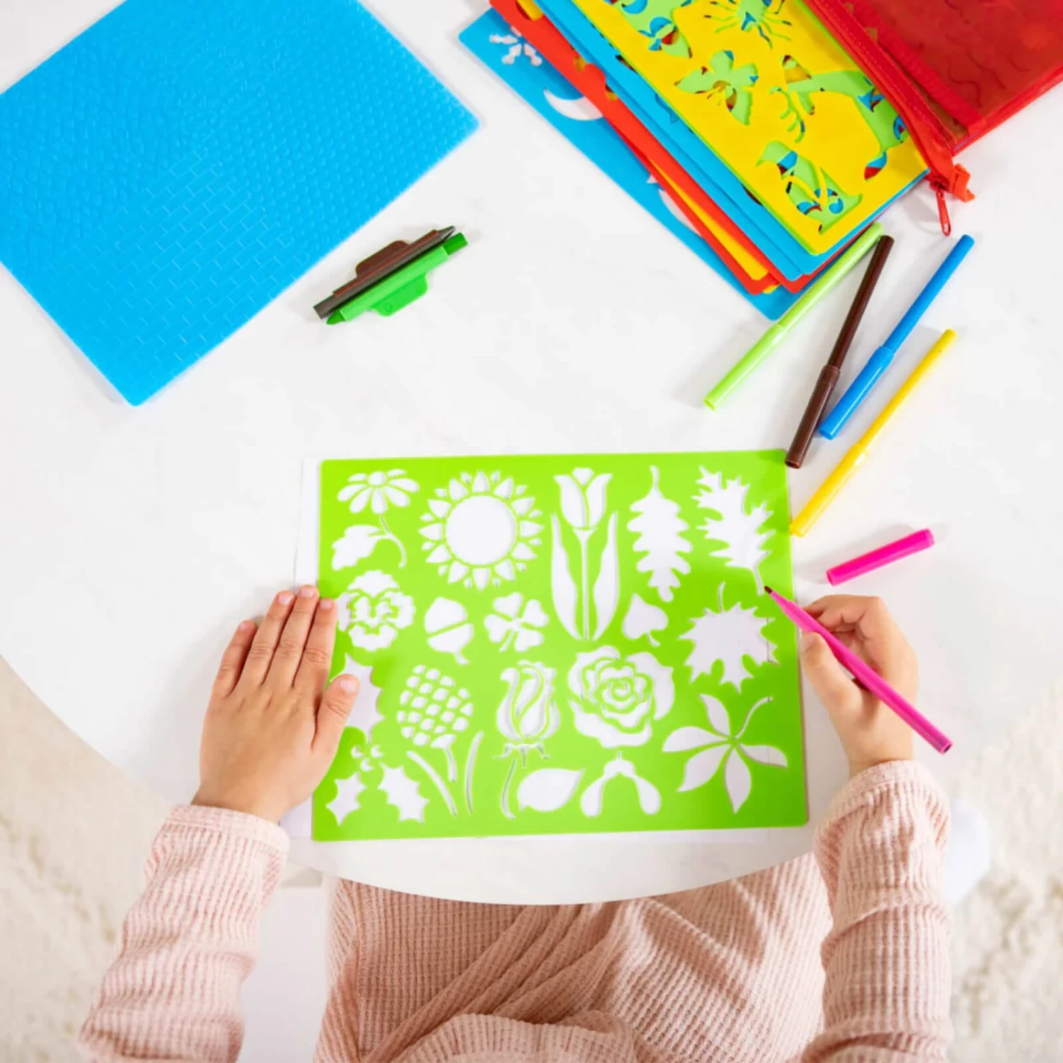 Melissa & Doug Stencil Art Activity Kit With Pouch 170+ Designs 4 Melissa & Doug Stencil Art Activity Kit With Pouch 170+ Designs - Image 2