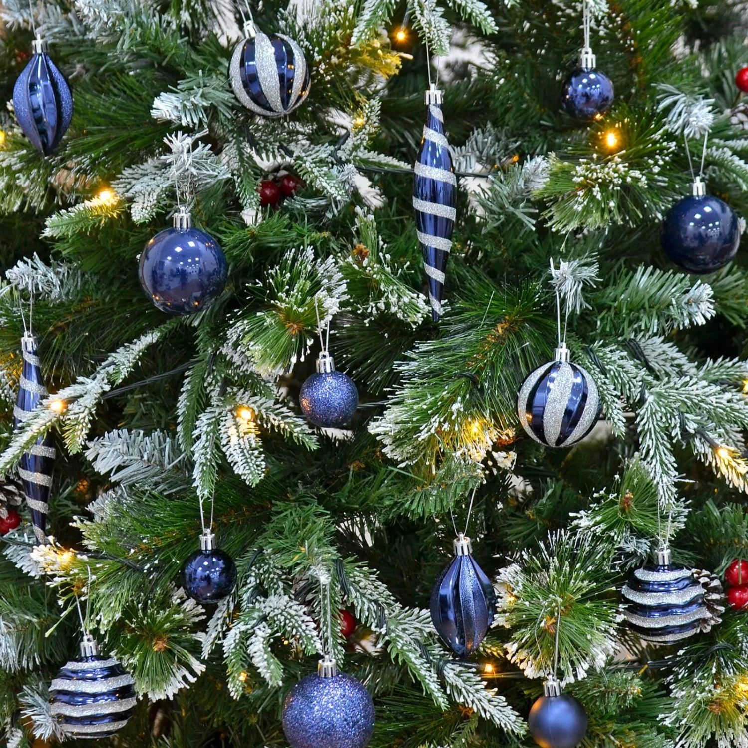 72pc Christmas Tree Baubles Set Mixed Design Decorations 6 72pc Christmas Tree Baubles Set Mixed Design Decorations - Image 4