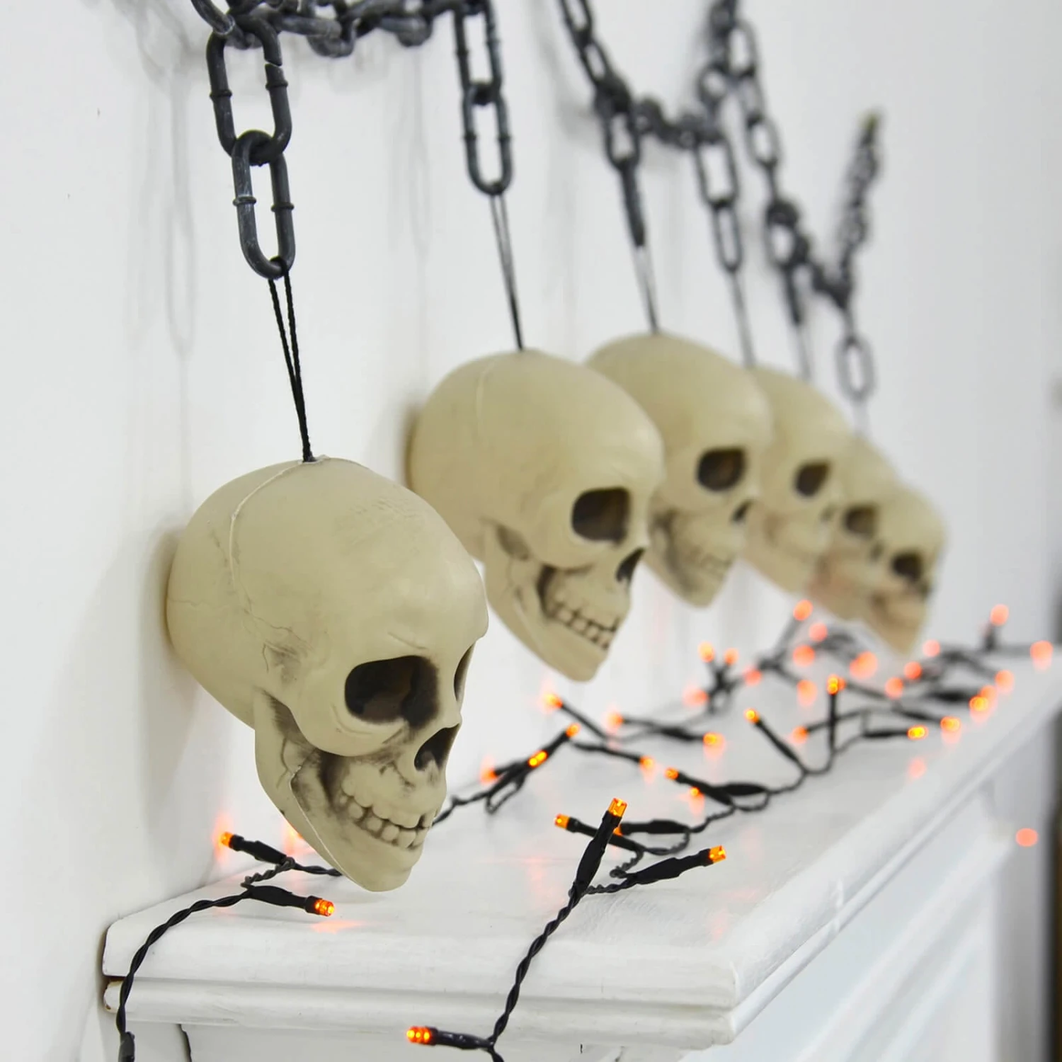 2m Halloween Garland 6 Skulls On Chain Party Decoration 3 2m Halloween Garland 6 Skulls On Chain Party Decoration